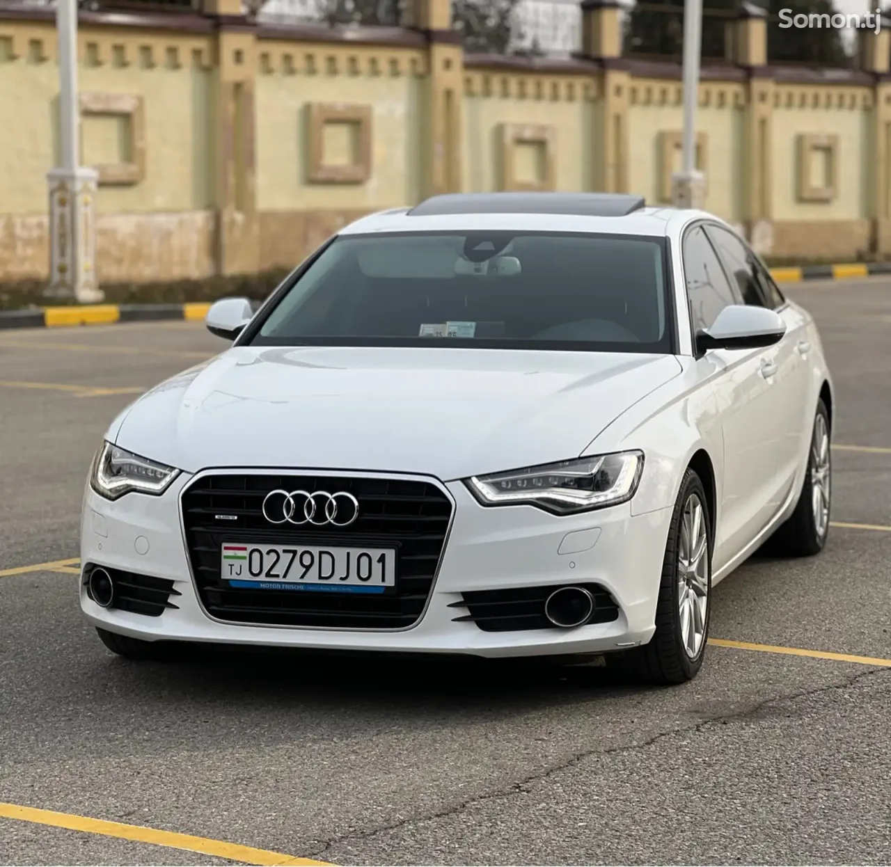 Audi A6 2015 · 3.0 AT