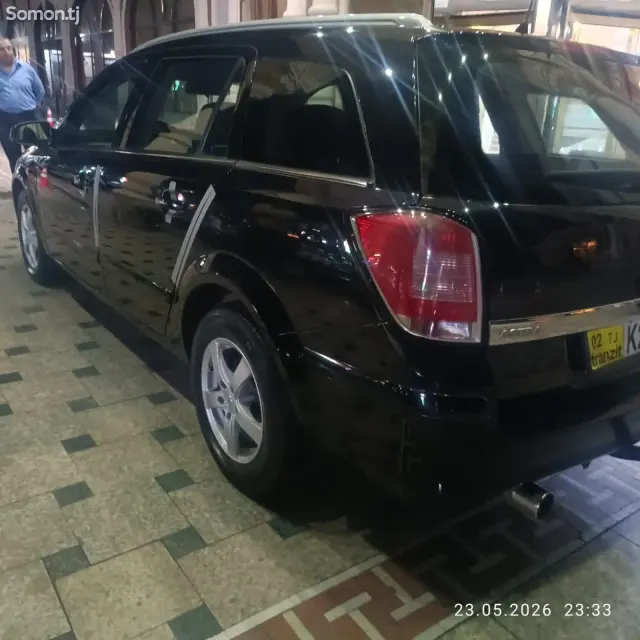 Opel Astra H 2007 · 1.6 MT