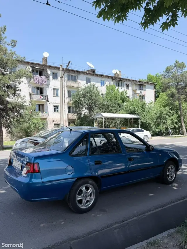 Daewoo Nexia 2012 · 1.6 MT