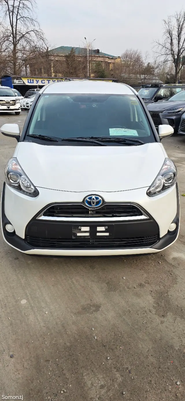 Toyota Sienta 2016 · 1.5 CVT