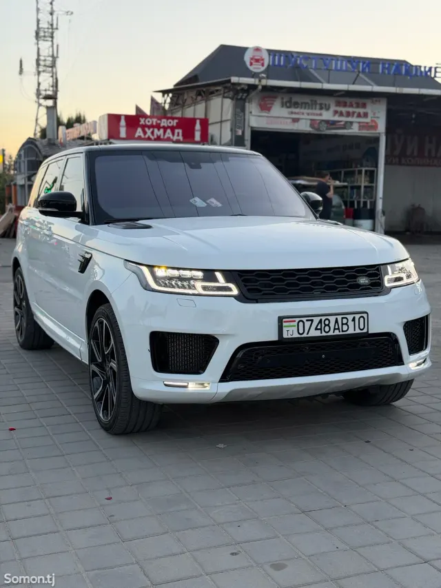 Land Rover Range Rover Sport 2015 · 3.0 AT