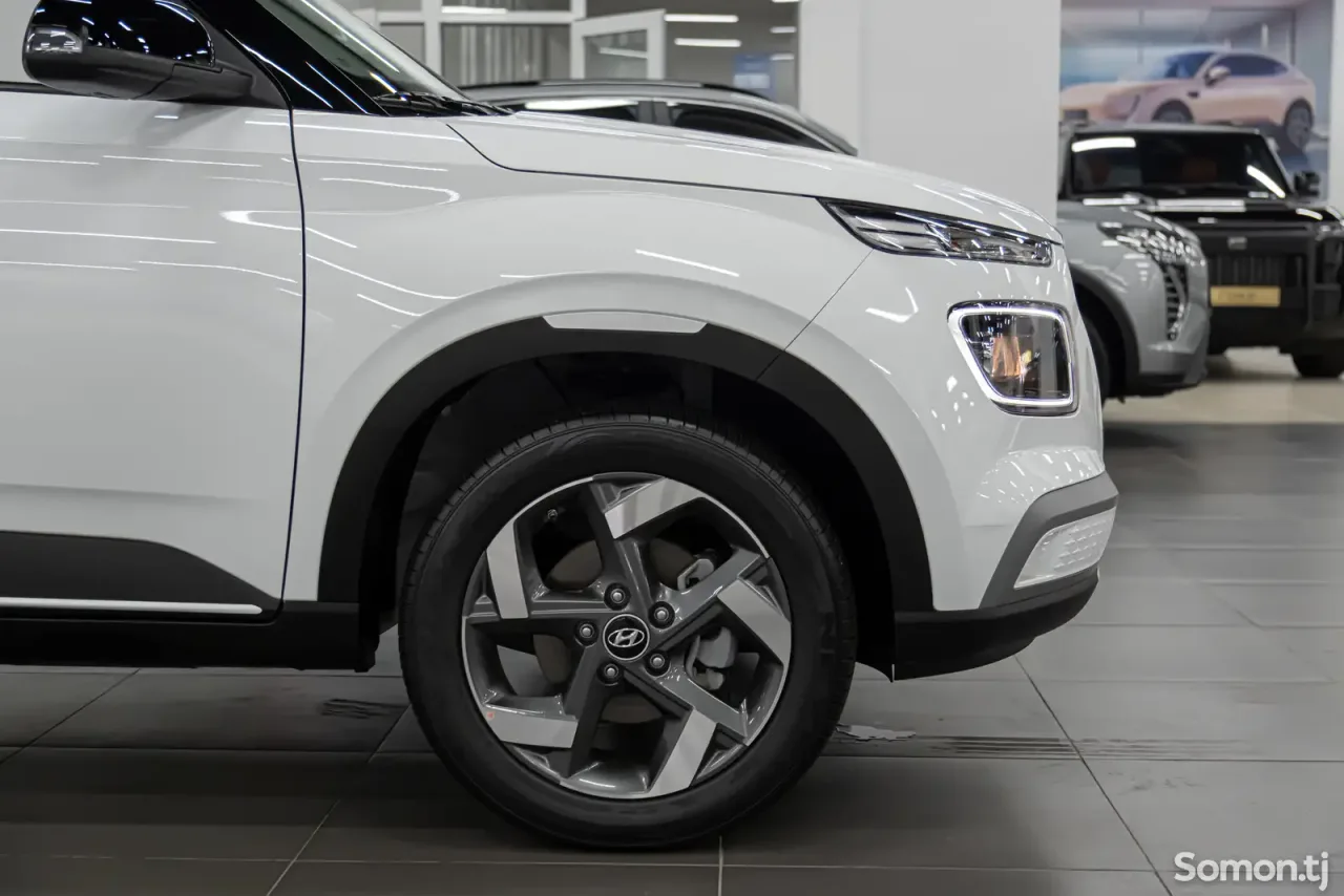Hyundai Venue 2025 · 1.6 AT