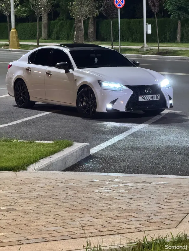 Lexus GS series 2013 · 3.5 AT
