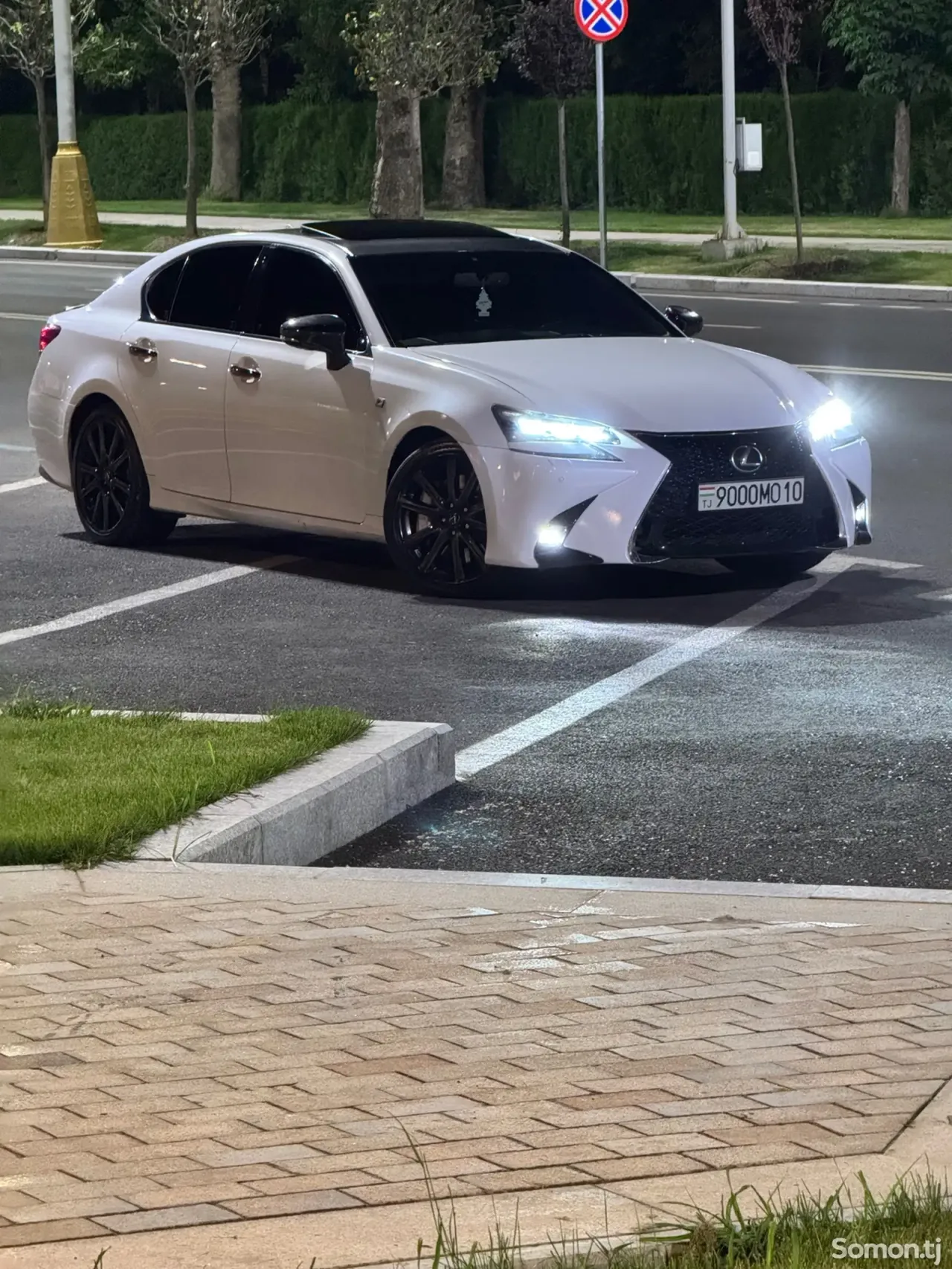 Lexus GS series 2013 · 3.5 AT