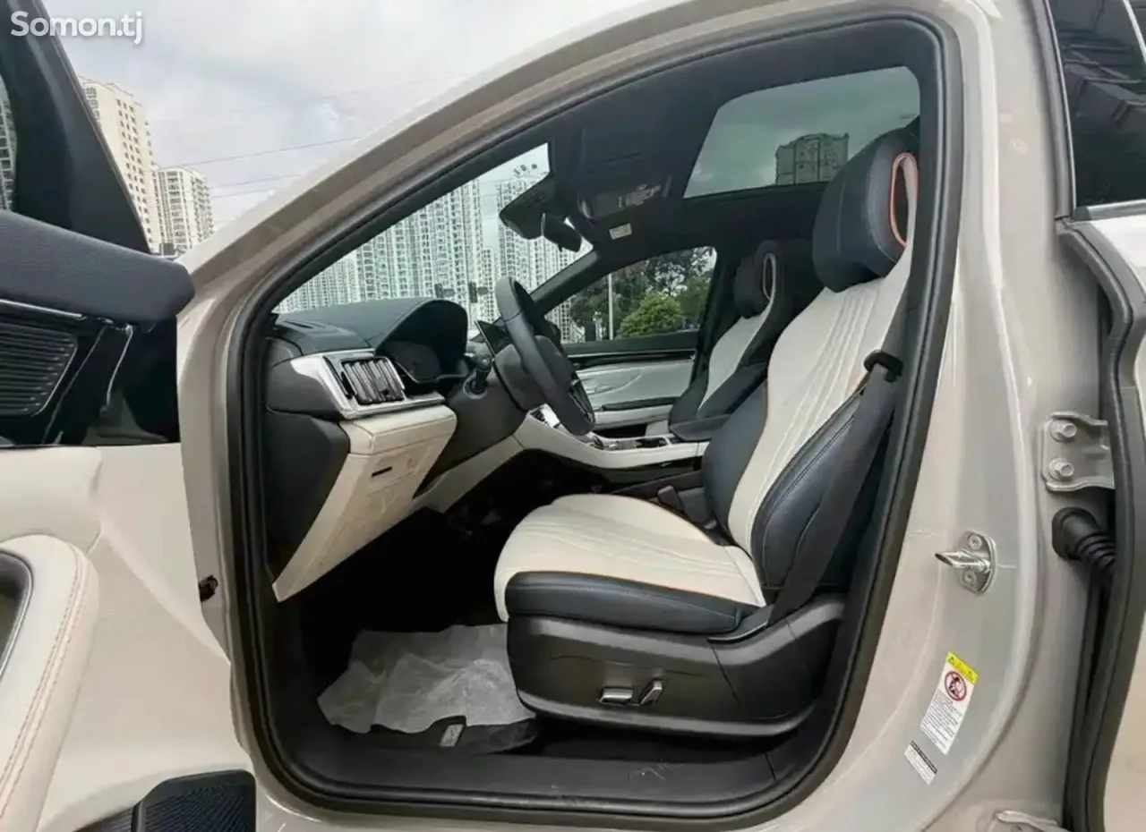 BYD Song Plus 2025 · AT