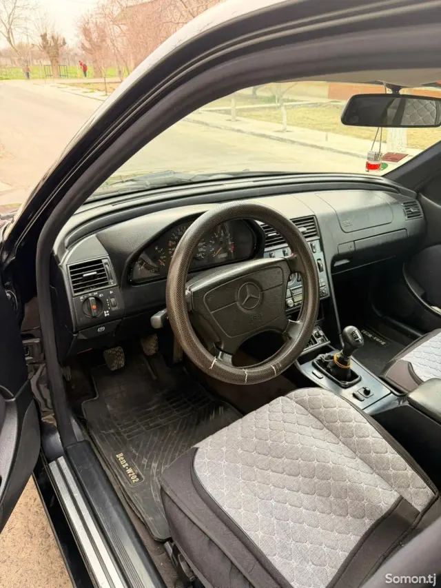 Mercedes-Benz C class 1998 · 1.8 MT