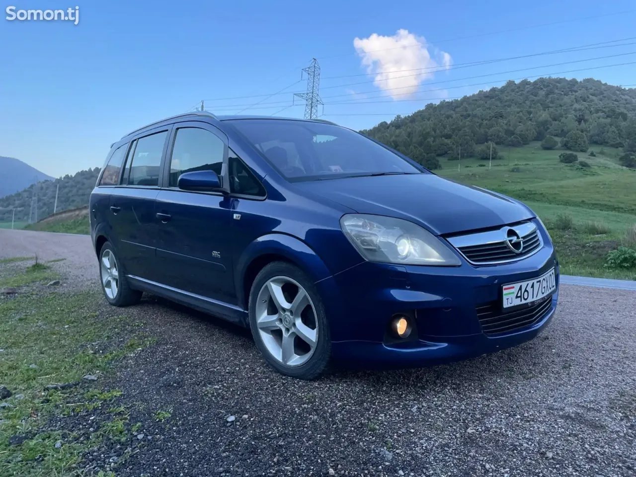 Opel Zafira 2006 · 2.2 MT