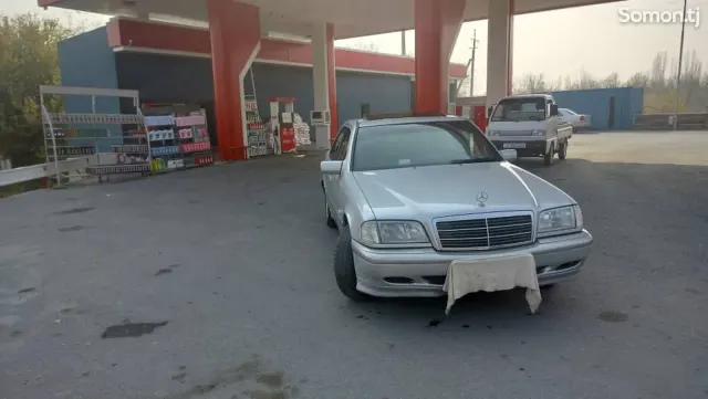 Mercedes-Benz C class 1998 · 1.8 MT