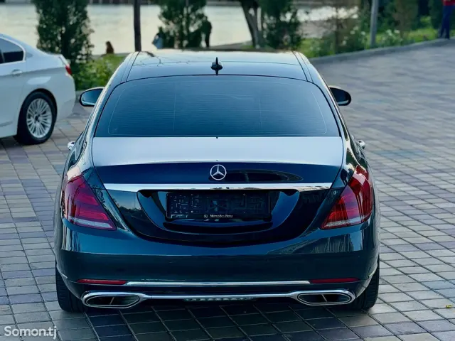 Mercedes-Benz S class 2015 · 3.5 AT