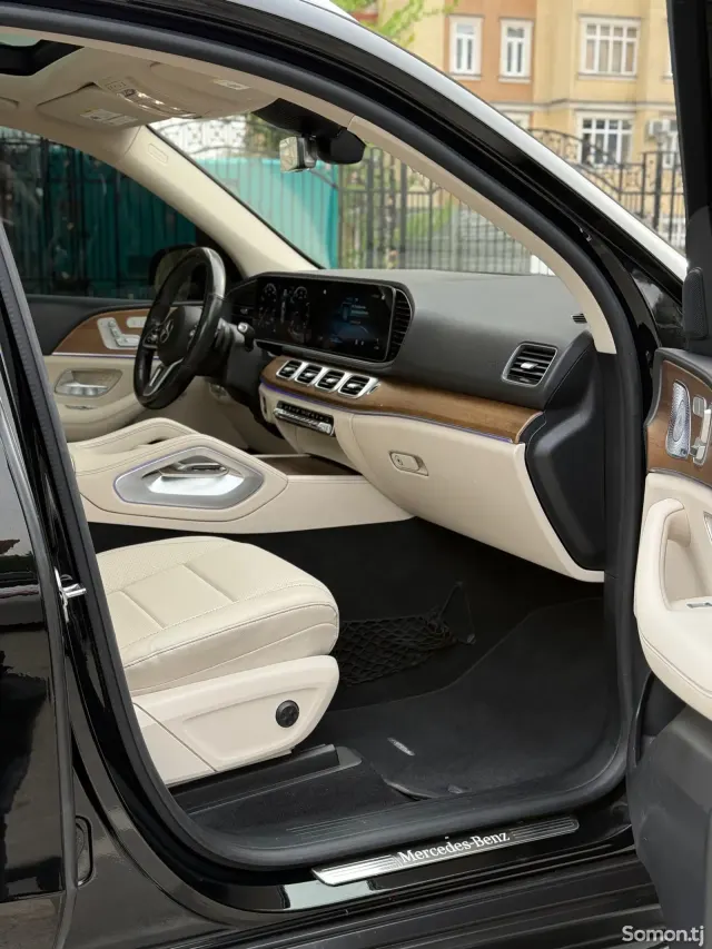 Mercedes-Benz GLE class 2020 · 2.0 AT