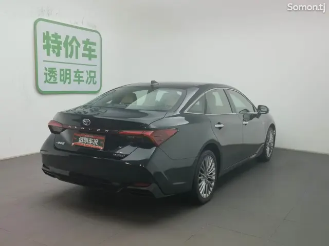 Toyota Avalon 2021 · 2.5 AT