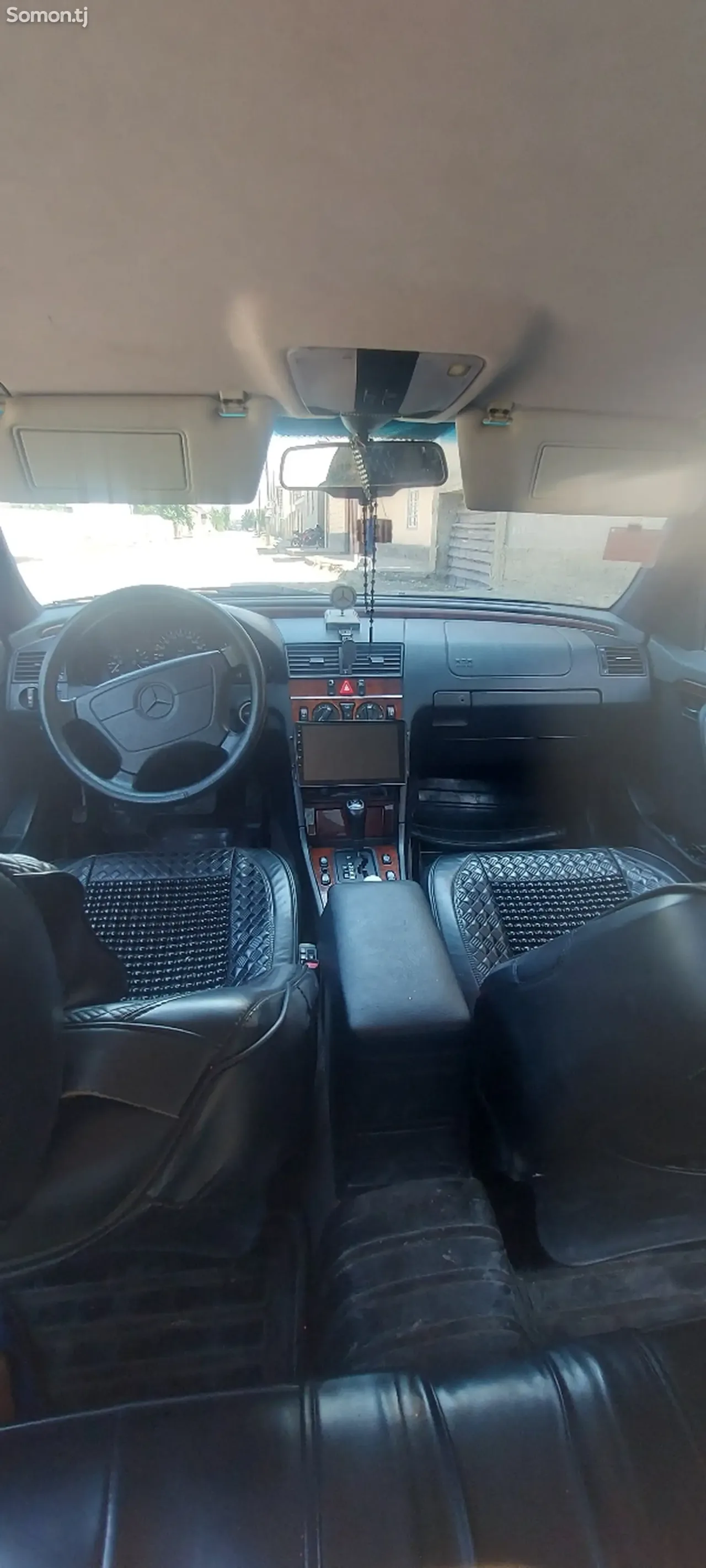 Mercedes-Benz C class 1995 · 2.0 AT