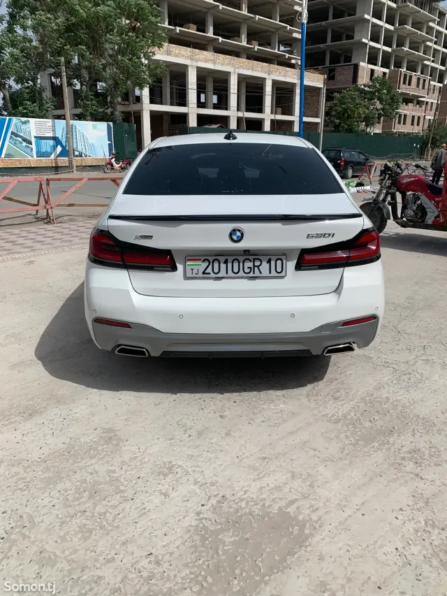 BMW 5 series 2018 · 3.0 AT