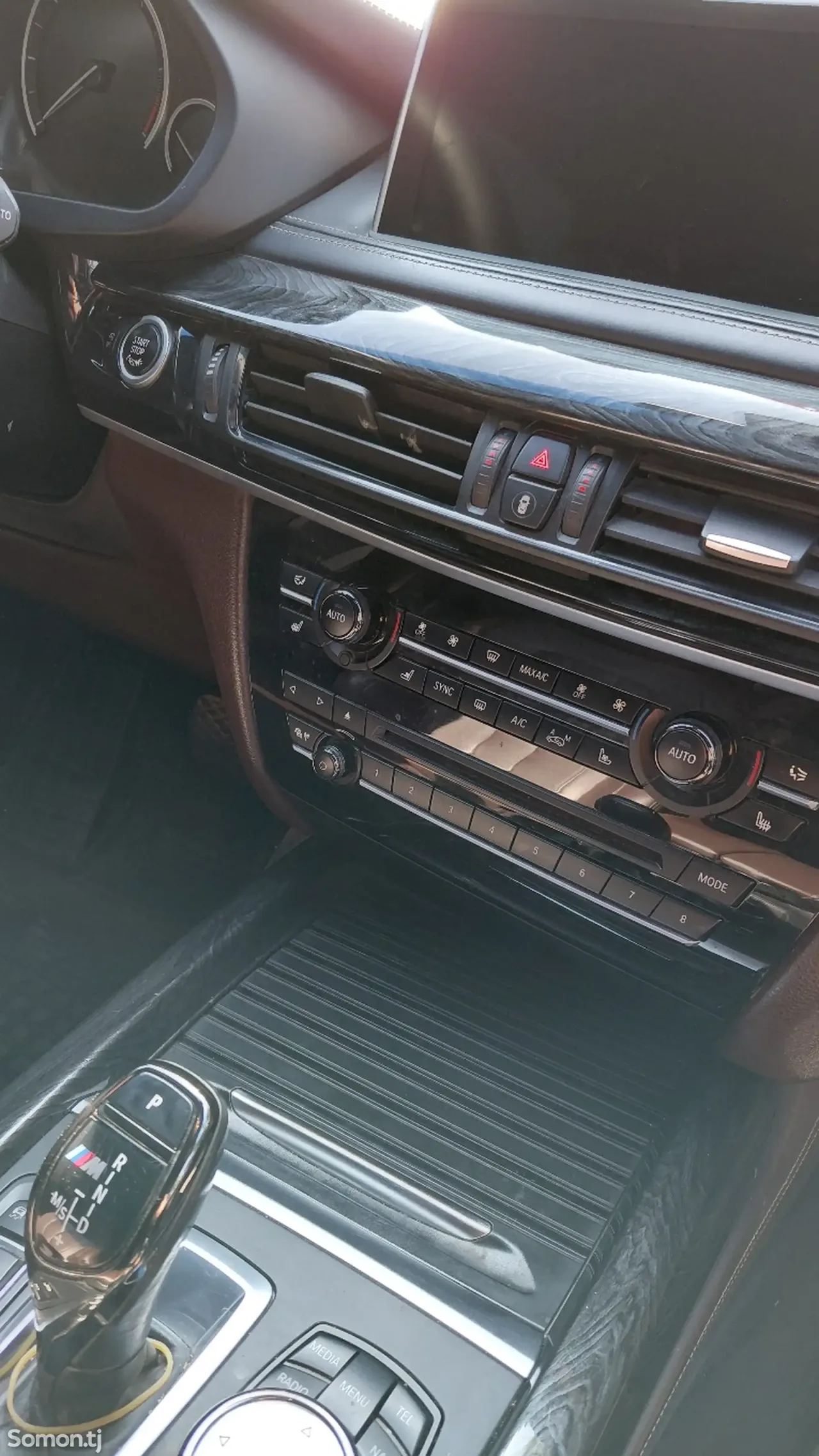 BMW X5 2015 · 3.0 AT