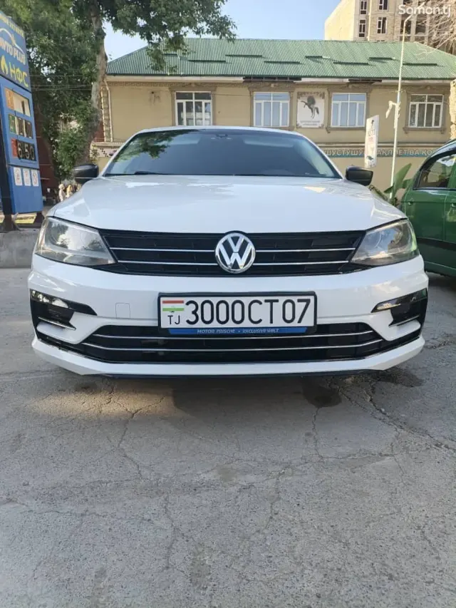 Volkswagen Jetta 2014 · 1.8 AT