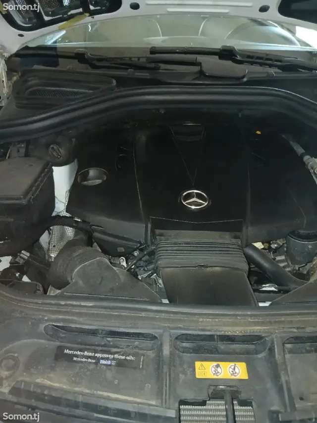 Mercedes-Benz GLS 2015 · 3.5 AT