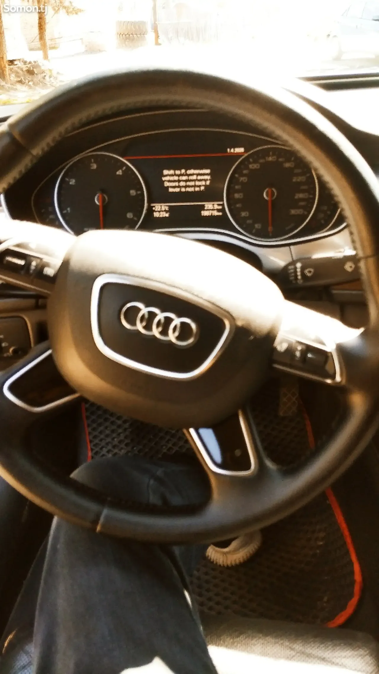 Audi A6 2015 · 2.0 AT