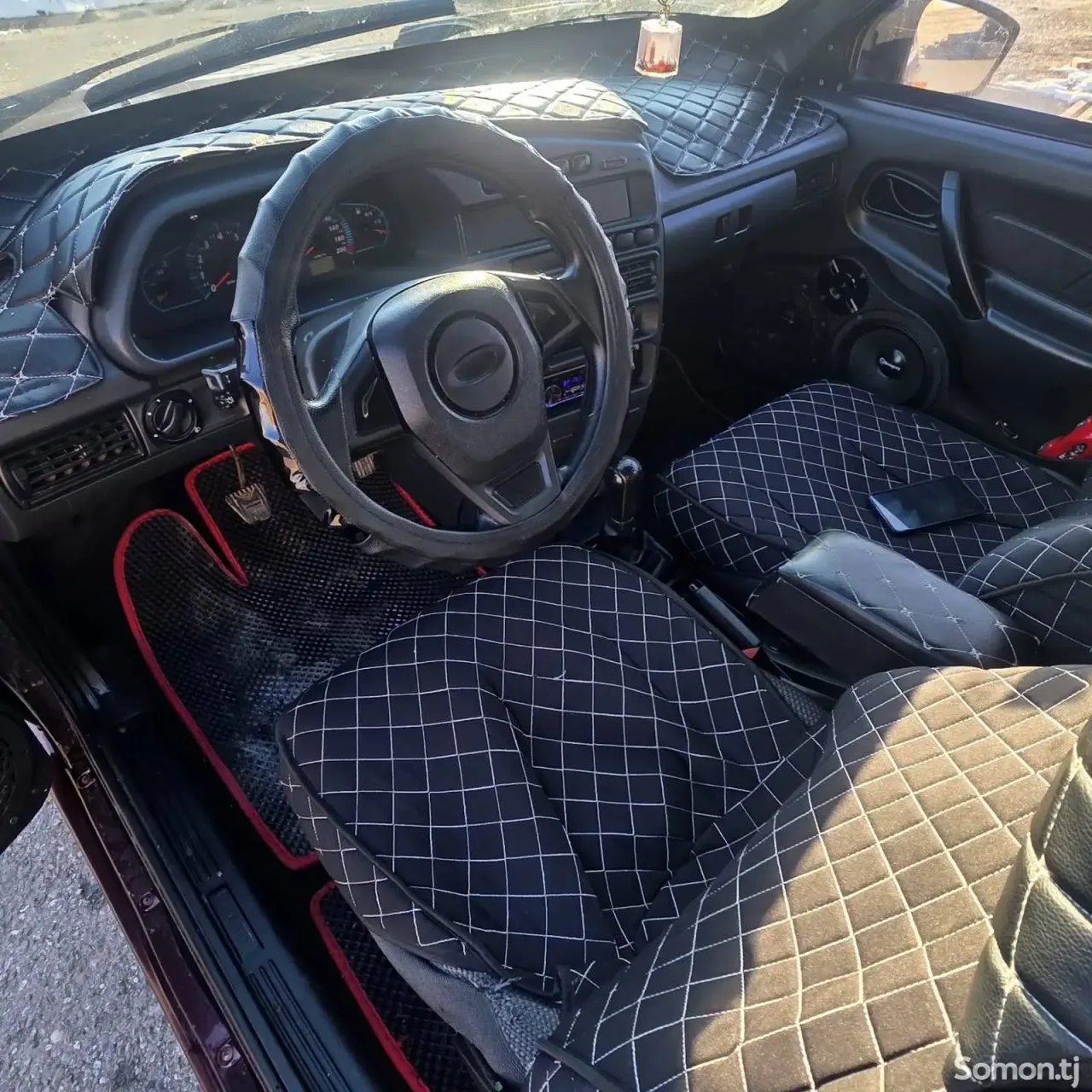 Lada (ВАЗ) 2114 2012 · 1.7 MT