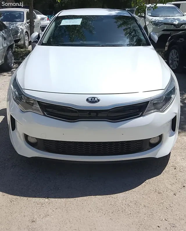 Kia K5 2016 · 2.0 AT