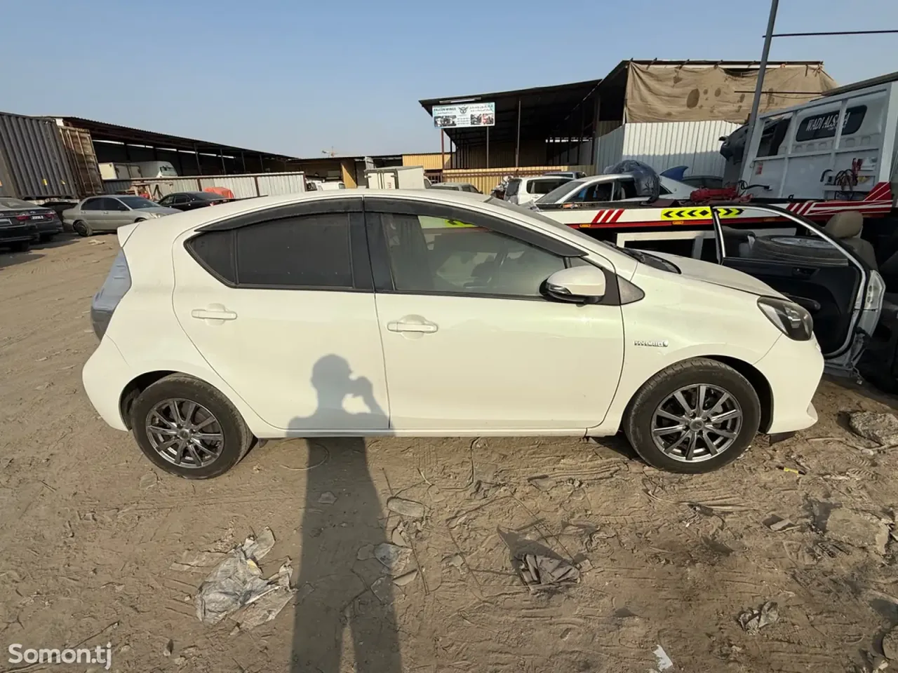 Toyota Aqua 2014 · 1.5 AT