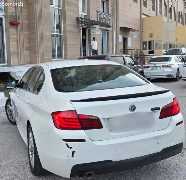 BMW 5 series 2011 · 2.0 AT