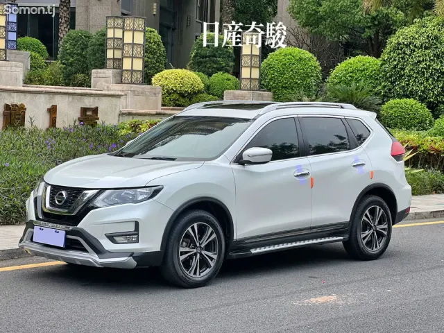 Nissan X-Trail 2017 · 2.0 AT