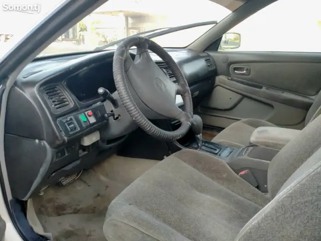 Toyota Mark II 1998 · 2.0 AT