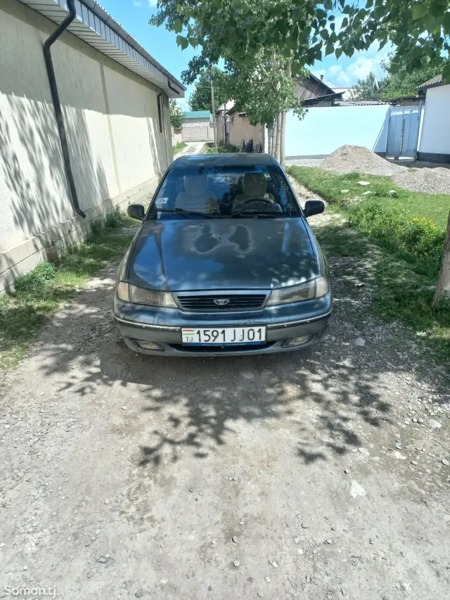 Daewoo Nexia 1995 · 1.5 MT