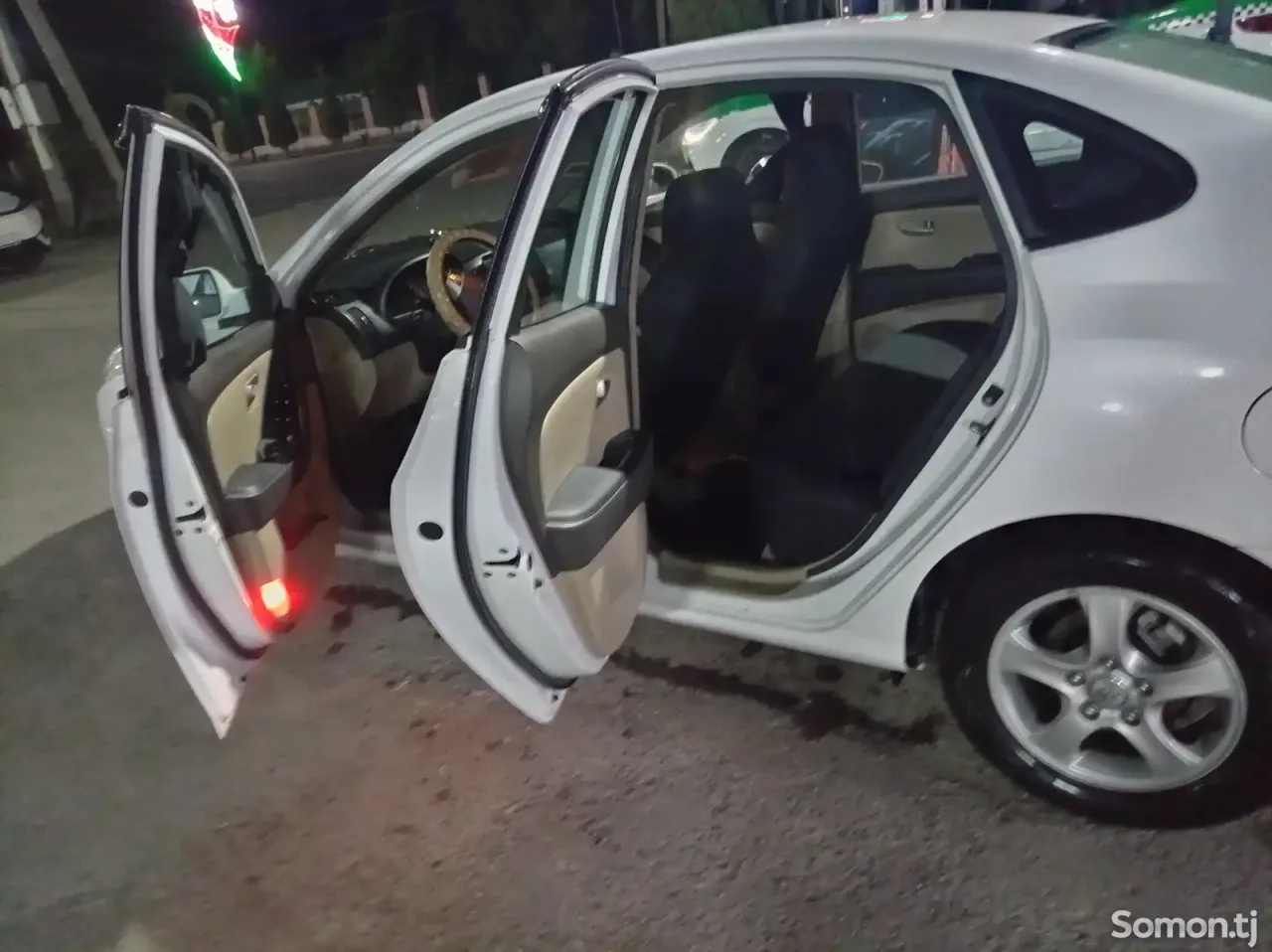 Hyundai Avante 2007 · 1.6 AT