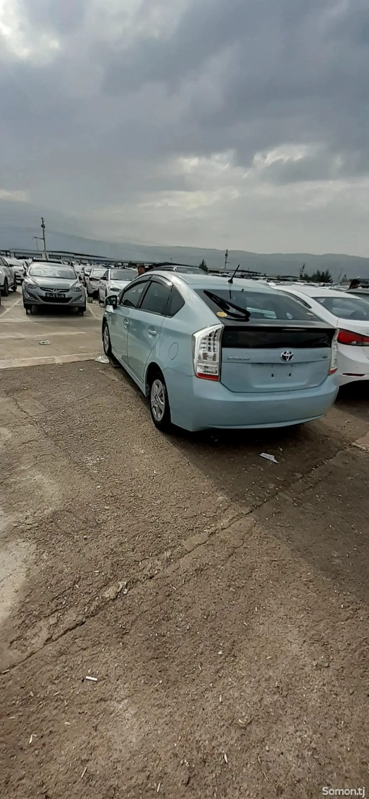 Toyota Prius 2010 · 1.8 AT