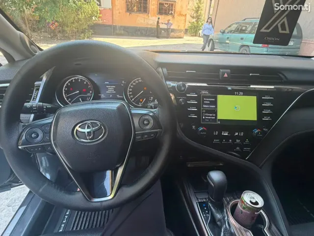 Toyota Camry 2019 · 2.5 AT