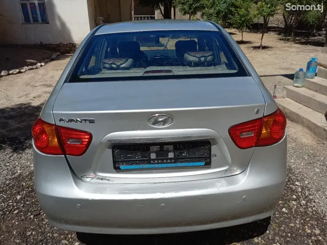 Hyundai Avante 2007 · 1.6 AT