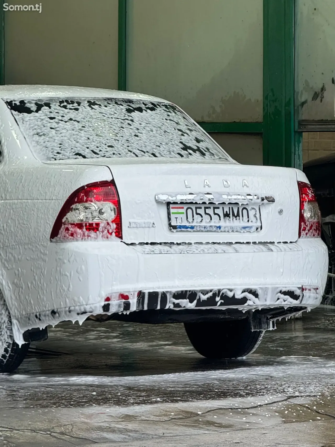 Lada (ВАЗ) Priora 2015 · 1.6 MT