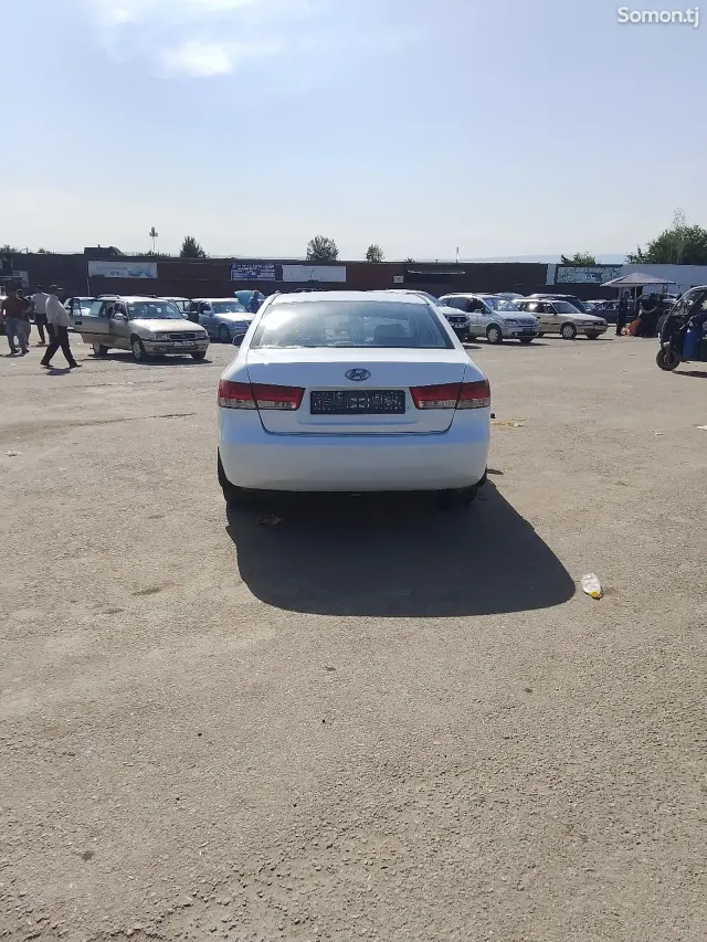 Hyundai Sonata 2007 · 2.0 AT