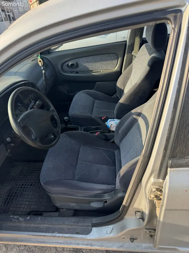 Kia Spectra 2006 · 1.6 MT