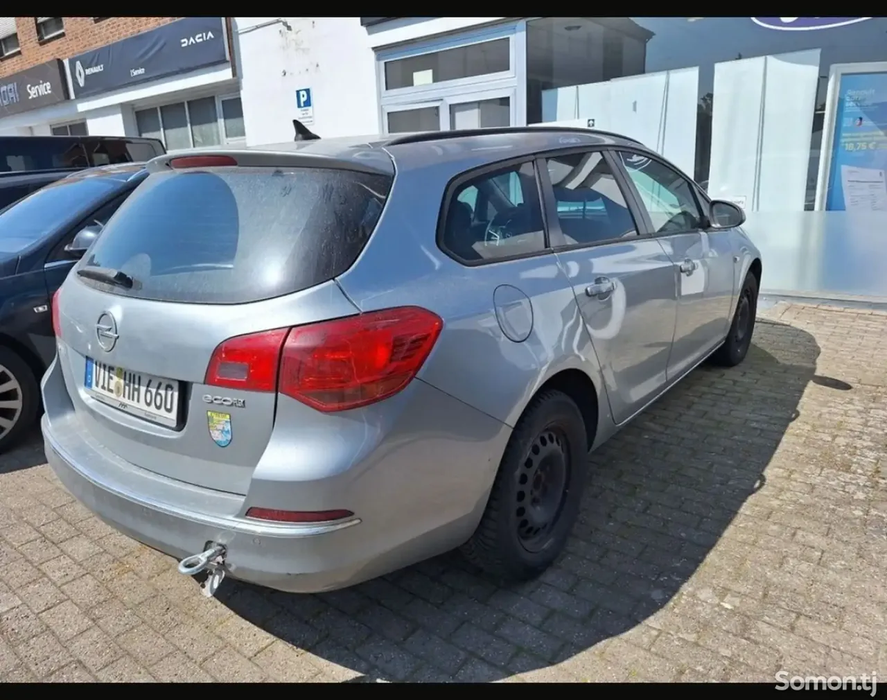 Opel Astra J 2015 · 1.6 MT