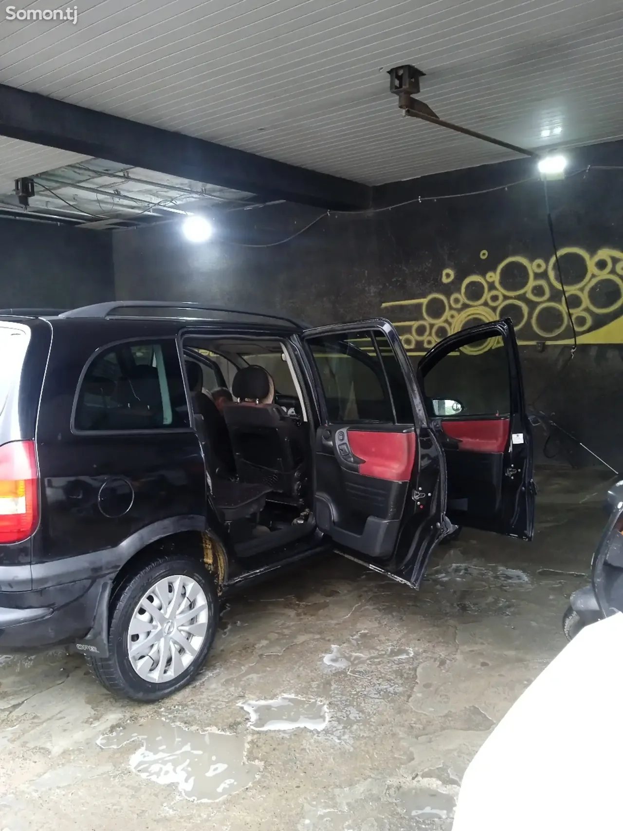 Opel Zafira 2001 · 2.2 AT