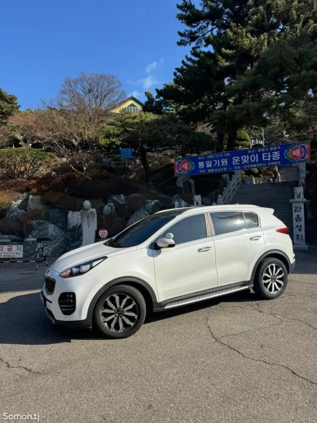 Kia Sportage 2016 · 1.7 AT