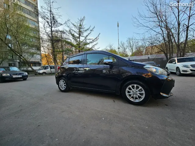 Toyota Vitz 2014 · 1.3 AT