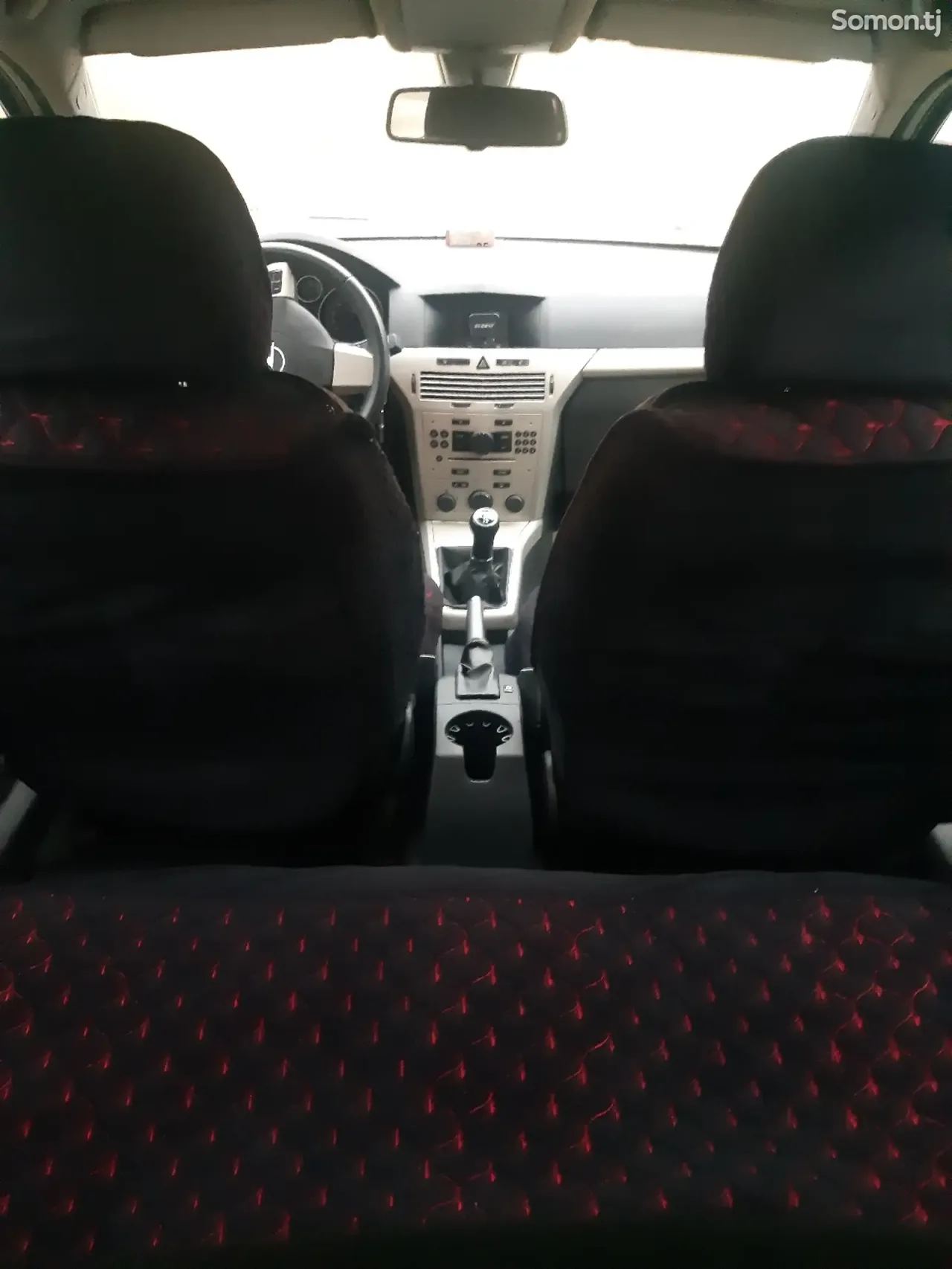Opel Astra H 2008 · 1.6 MT