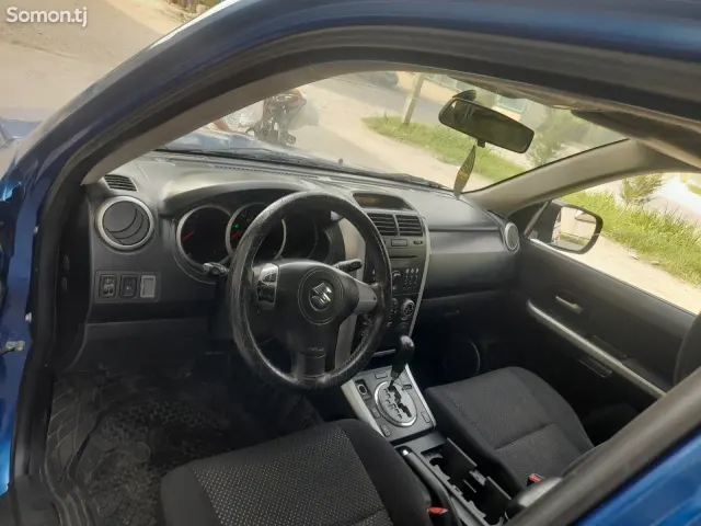 Suzuki Grand Vitara 2008 · 2.5 AT