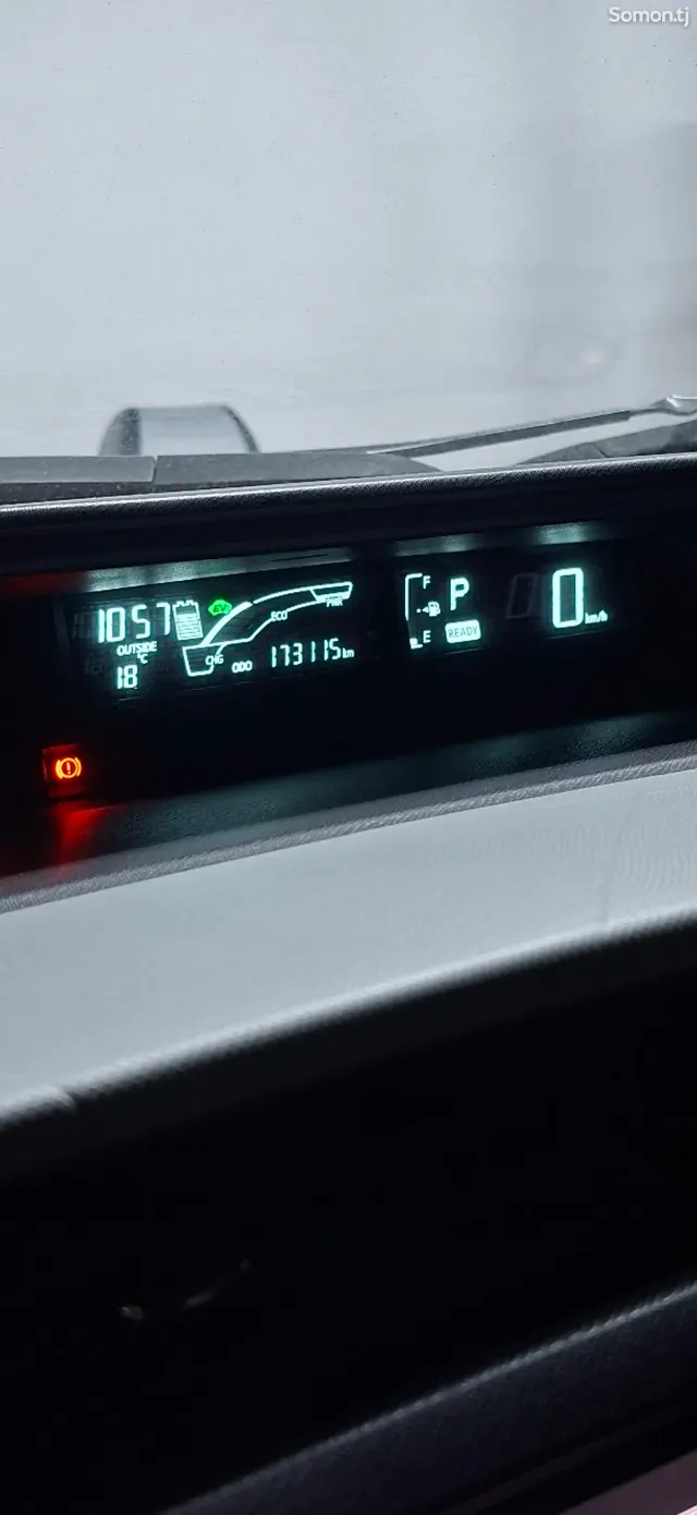 Toyota Aqua 2014 · 1.5 AT