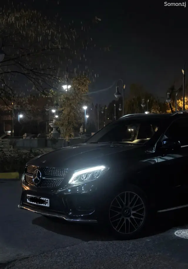 Mercedes-Benz GLE class 2016 · 3.5 AT