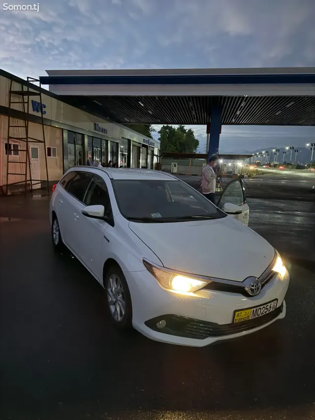 Toyota Fielder 2018 · 1.8 AT