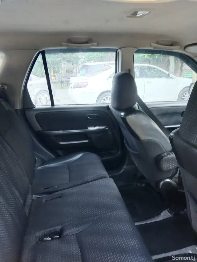 Honda CR-V 2002 · 2.0 AT