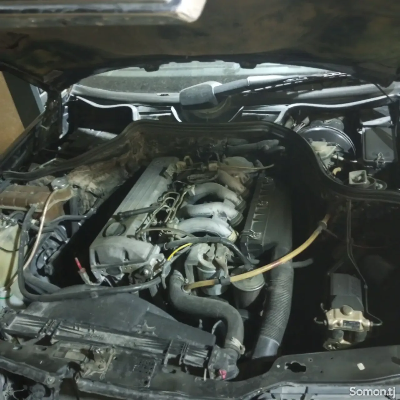 Mercedes-Benz W124 1992 · 2.5 MT
