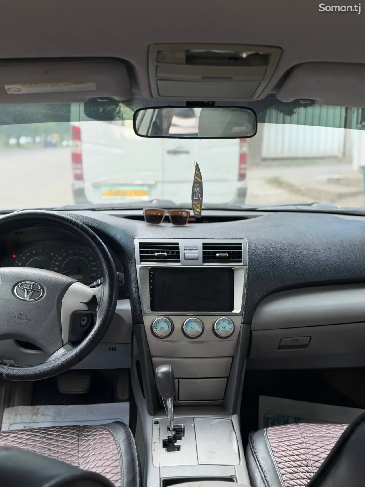Toyota Camry 2008 · 2.4 AT