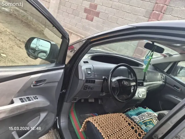 Toyota Estima 2010 · 2.4 AT