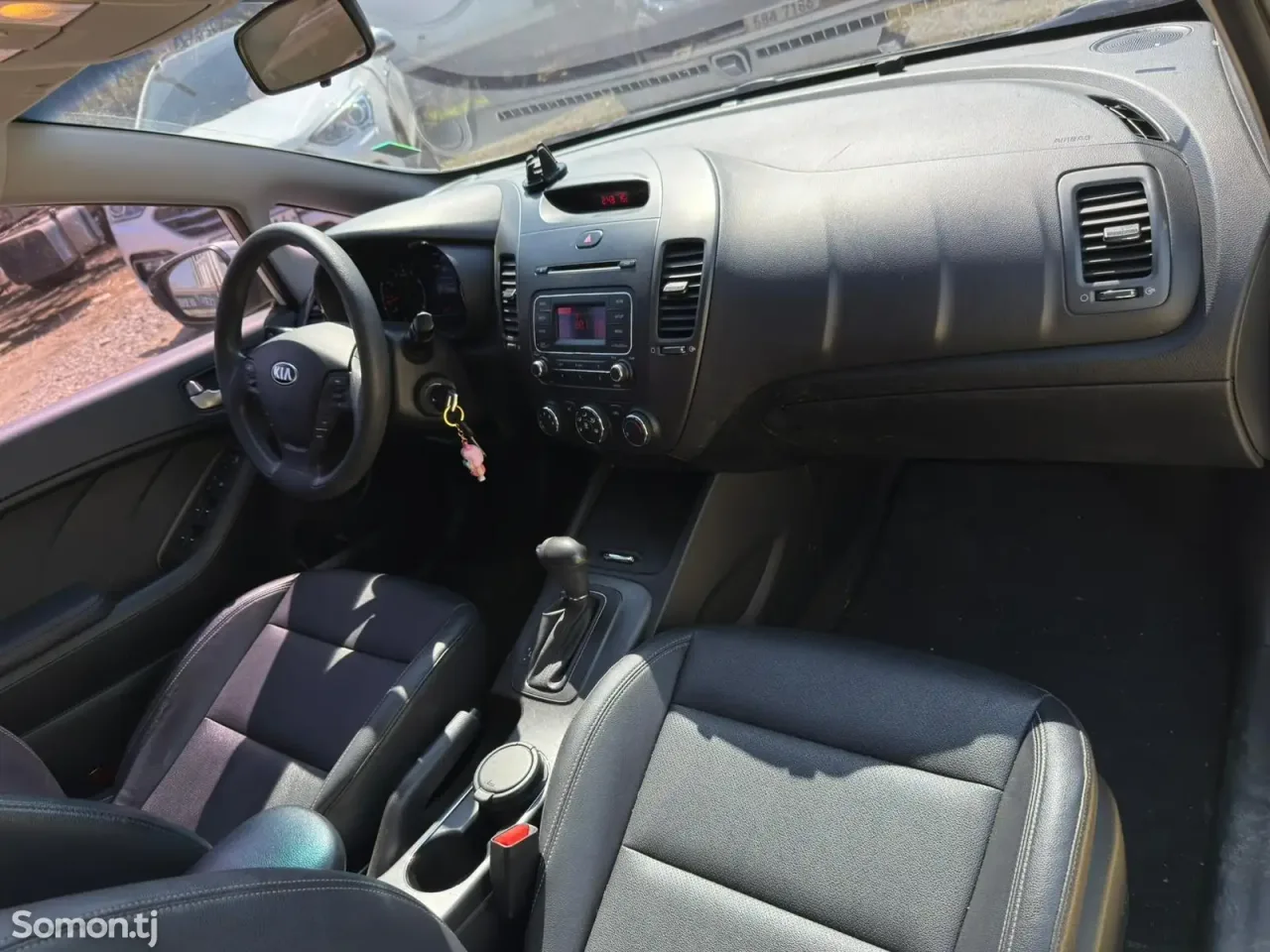 Kia K3 2014 · 1.6 AT