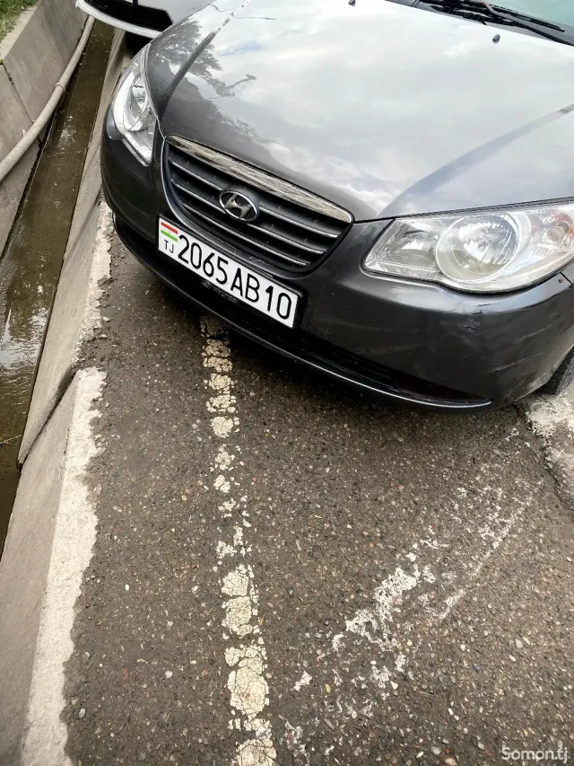 Hyundai Avante 2008 · 2.0 AT